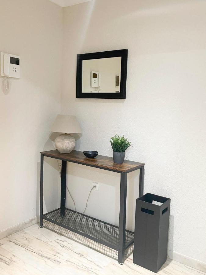 Holidays2Malaga Tomas De Echeverria 150 Mts To Beach & High Speed Wifi & Parking Appartement Buitenkant foto