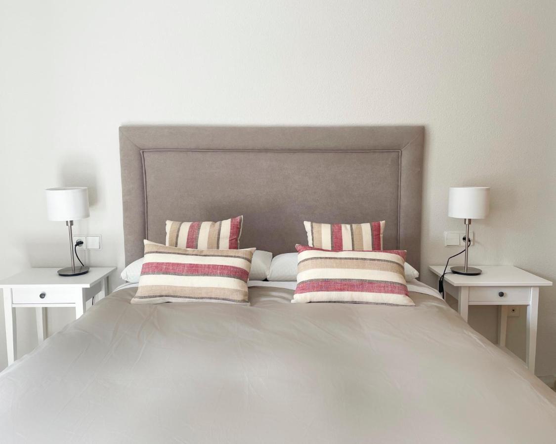 Holidays2Malaga Tomas De Echeverria 150 Mts To Beach & High Speed Wifi & Parking Appartement Buitenkant foto